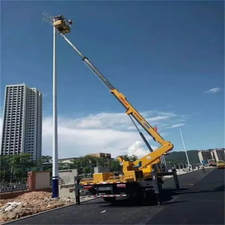 玉山县维修路灯的曲臂升降车出租