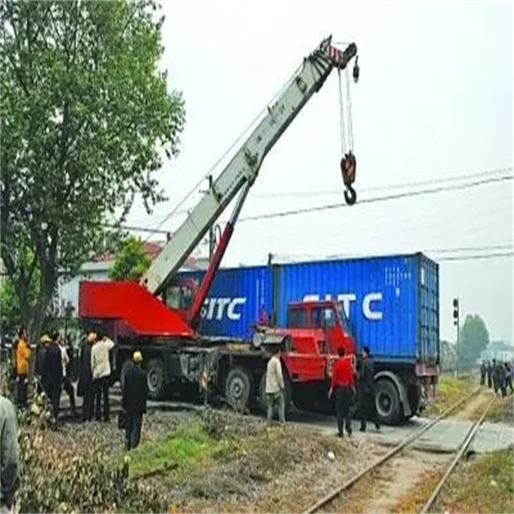 玉山县如何快速找到附近的吊车救援公司