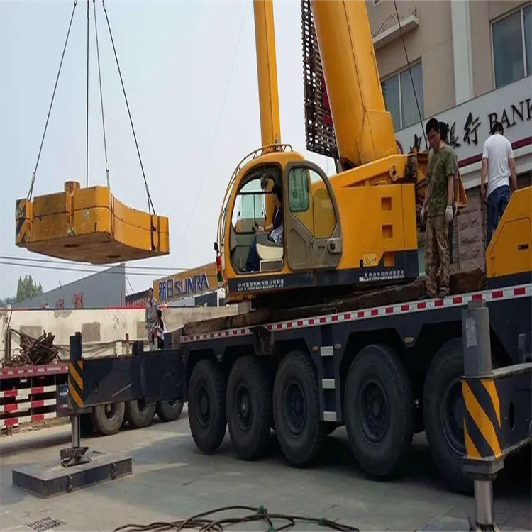 玉山县当地吊车出租|机器吊装|75吨|工厂搬迁服务